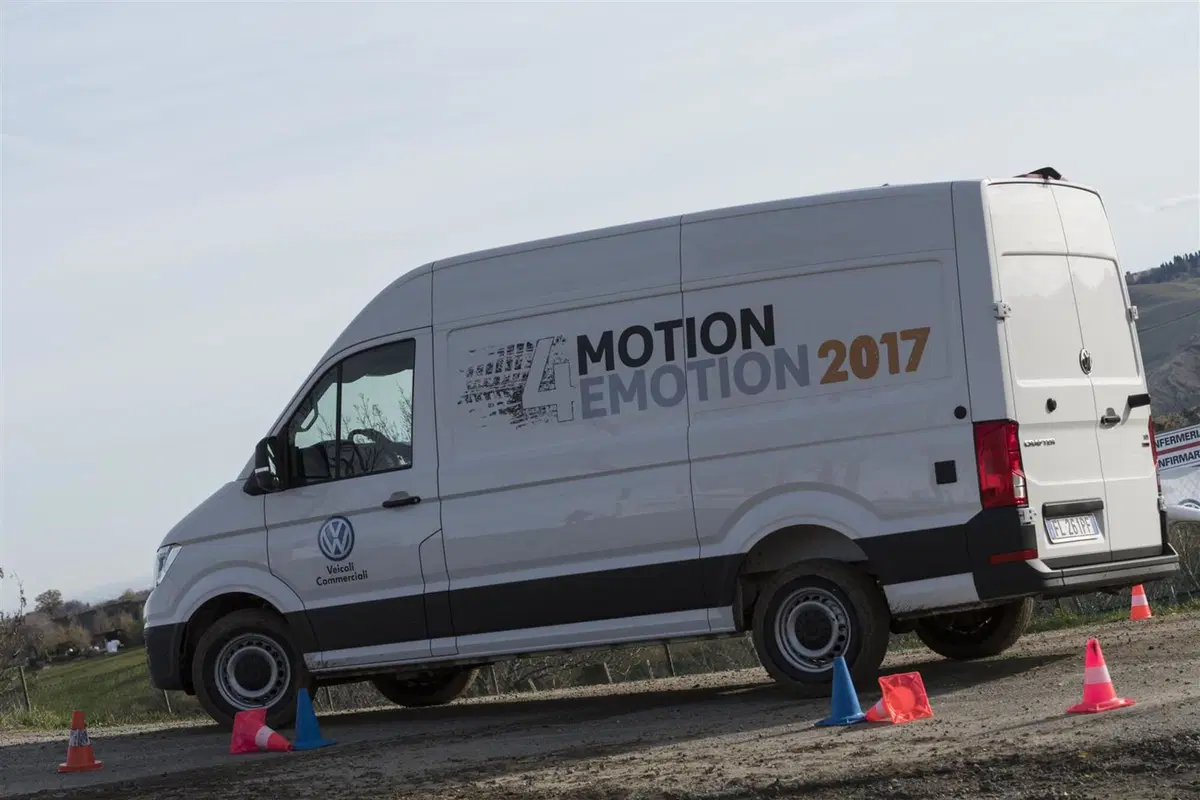 Volkswagen Crafter 4Motion: inarrestabile! (4)