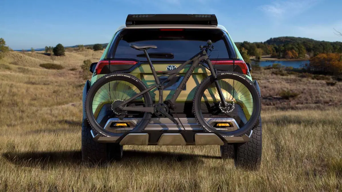 Toyota FT-AC, il SUV concept al Salone di Los Angeles (3)