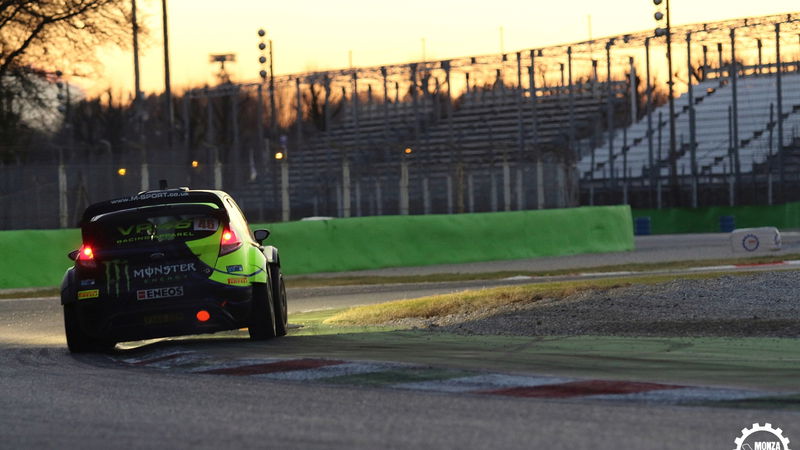 Monza Rally Show 2017, Day1: Mikkelsen &ndash; Neuville davanti a Rossi e Cairoli