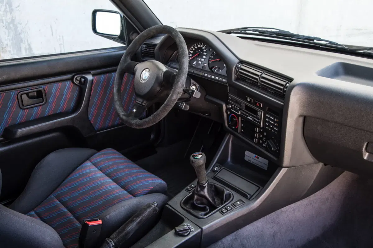 Cinque lustri fa, Confronto: ES30 Vs E30, ovvero Alfa Romeo SZ Vs BMW M3 (2)