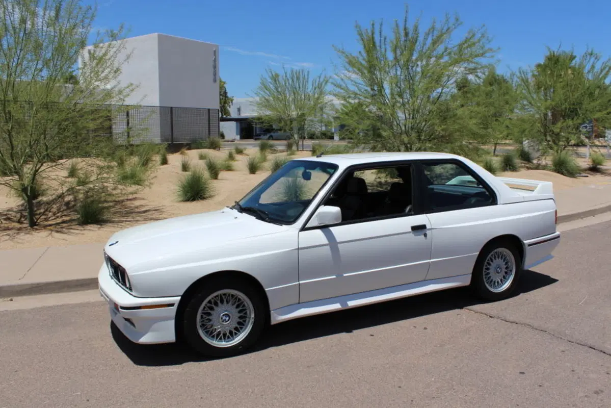Cinque lustri fa, Confronto: ES30 Vs E30, ovvero Alfa Romeo SZ Vs BMW M3 (10)