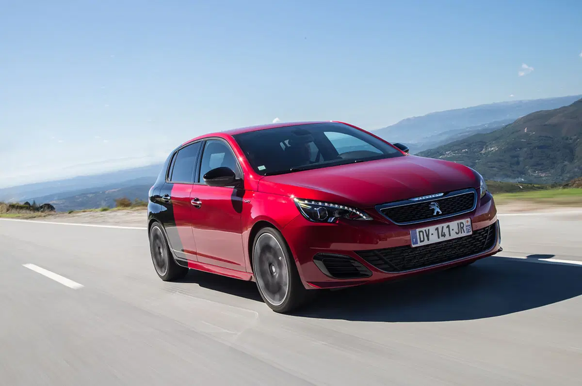 Peugeot 308 GTI by Peugeot Sport (10)