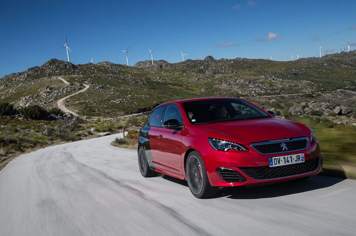 Peugeot 308 GTI by Peugeot Sport (13)