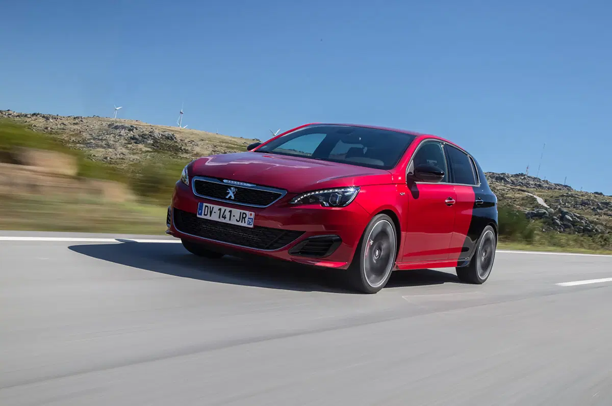 Peugeot 308 GTI by Peugeot Sport (14)