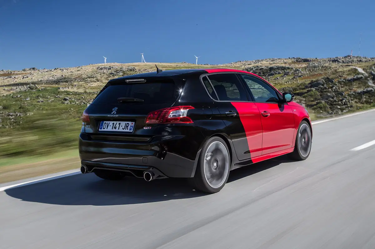 Peugeot 308 GTI by Peugeot Sport (15)