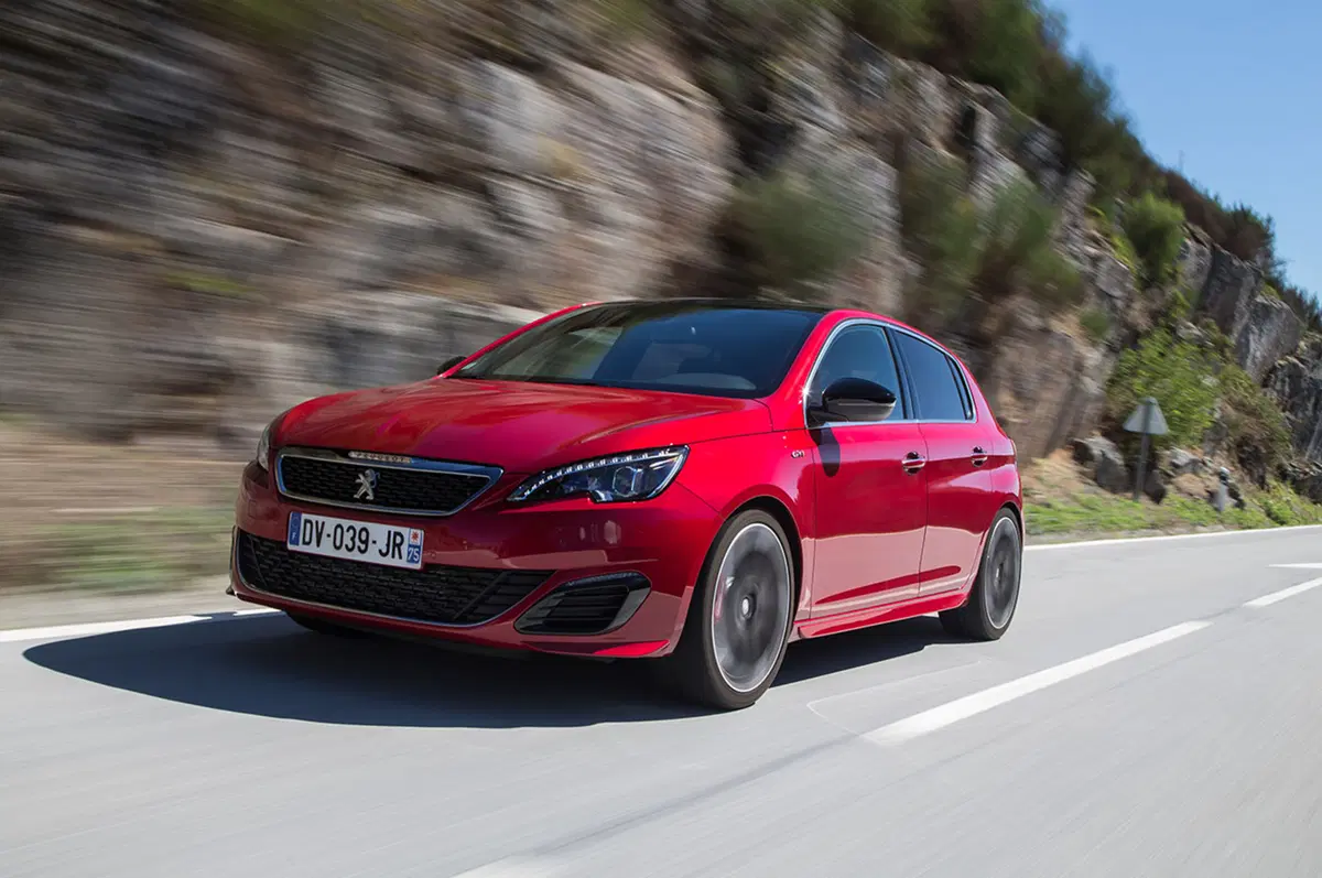 Peugeot 308 GTI by Peugeot Sport (19)
