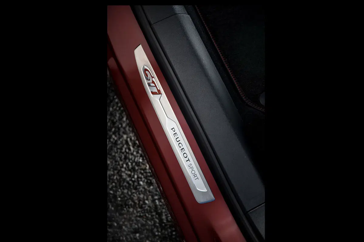 Peugeot 308 GTI by Peugeot Sport (29)