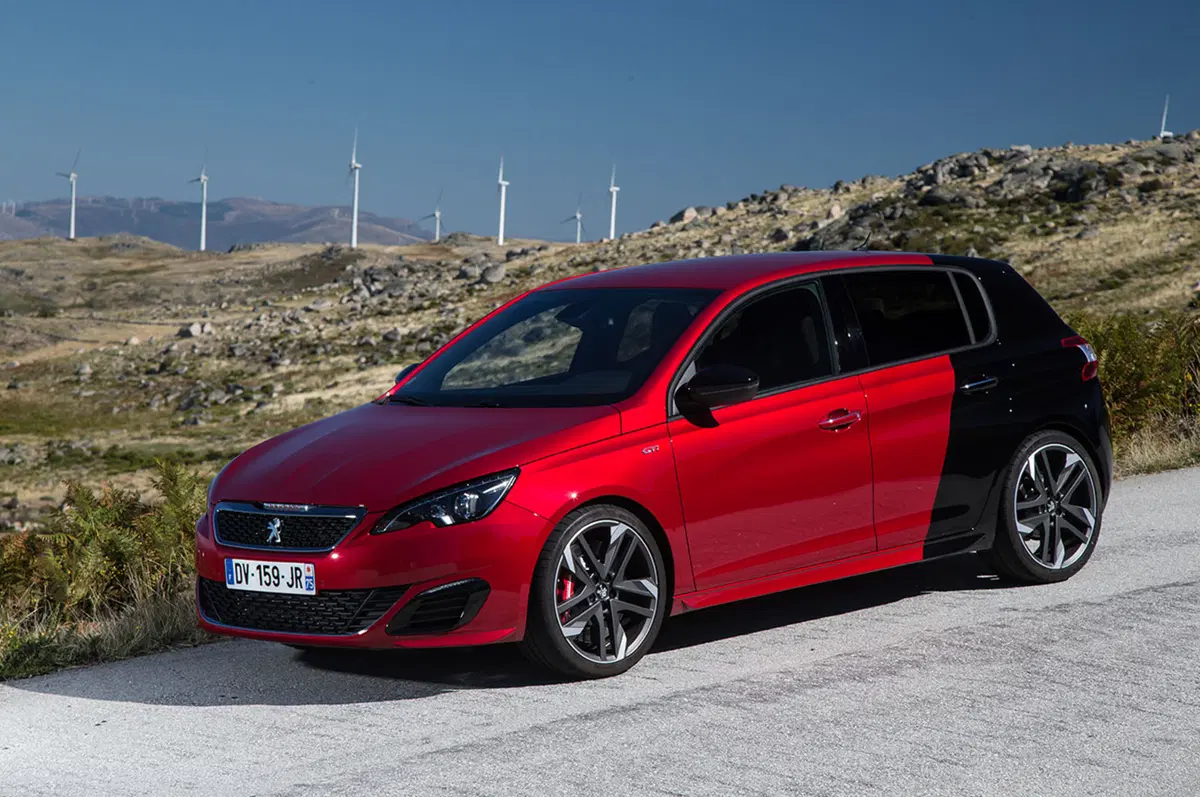 Peugeot 308 GTI by Peugeot Sport (31)