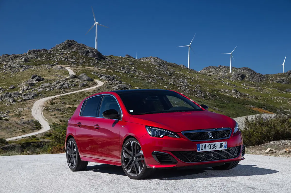 Peugeot 308 GTI by Peugeot Sport (34)