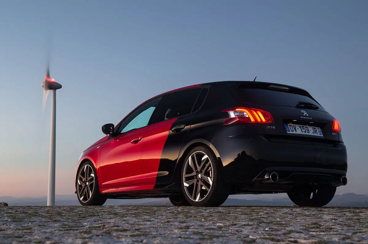 Peugeot 308 GTI by Peugeot Sport (40)