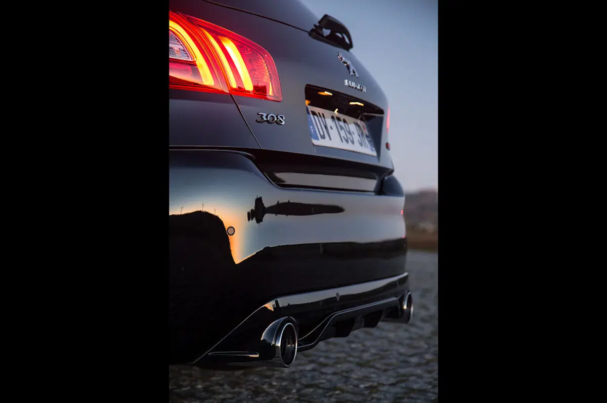 Peugeot 308 GTI by Peugeot Sport (41)