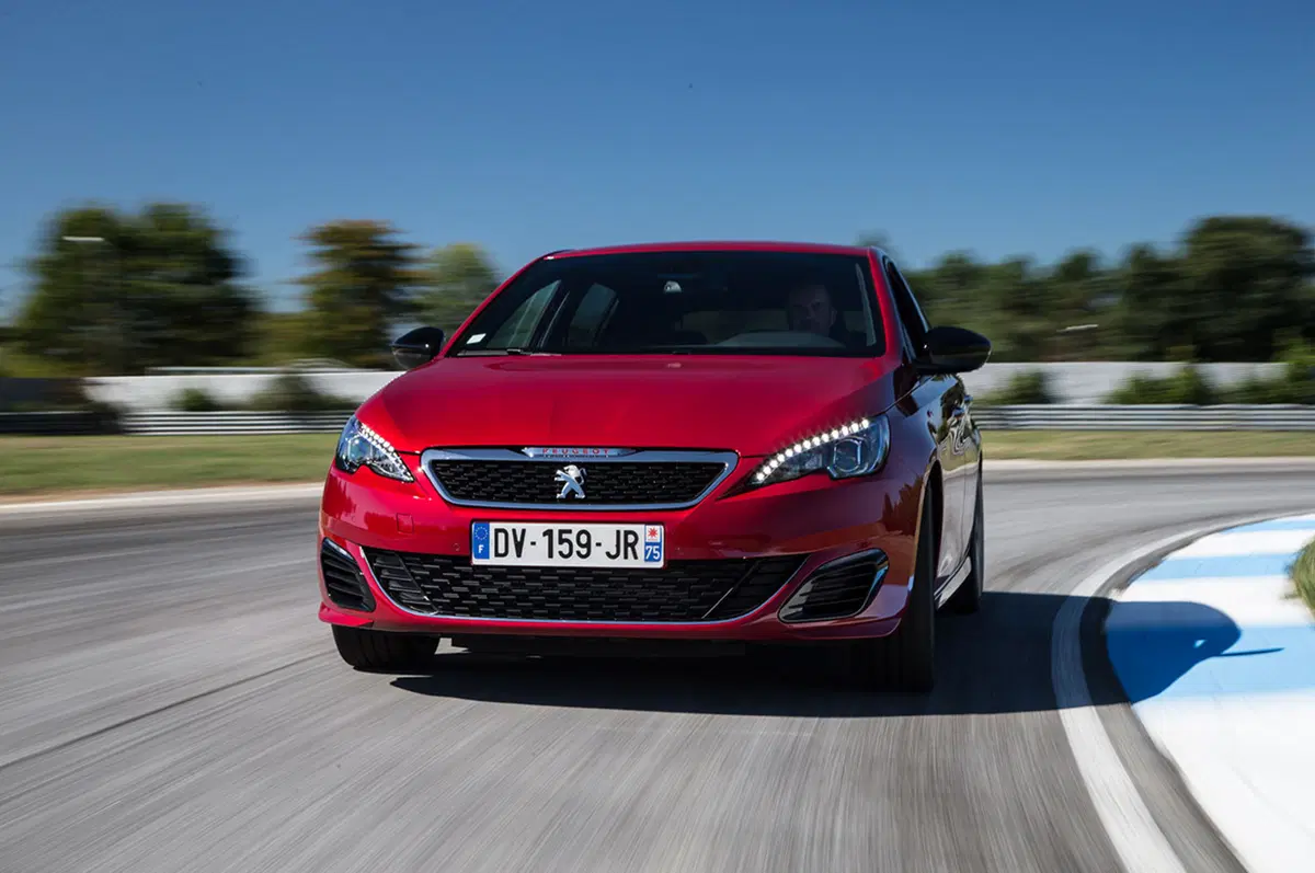 Peugeot 308 GTI by Peugeot Sport (45)
