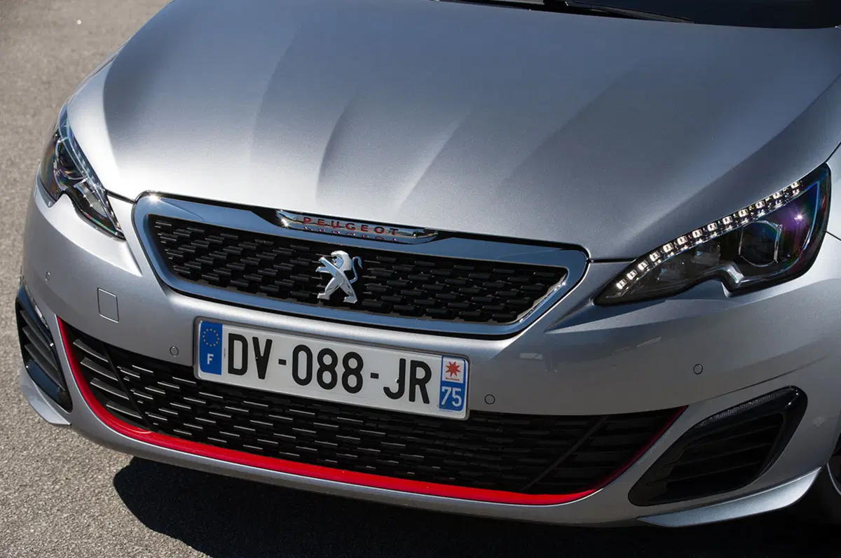Peugeot 308 GTI by Peugeot Sport (50)