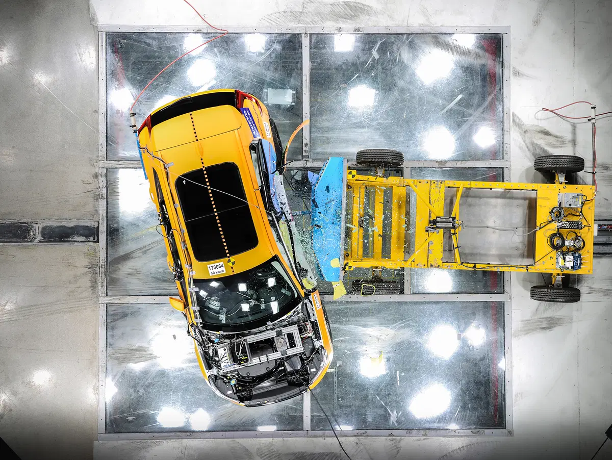 Volvo XC40, sfida le tedesche con la guida semi autonoma e tanta qualità costruttiva (3)