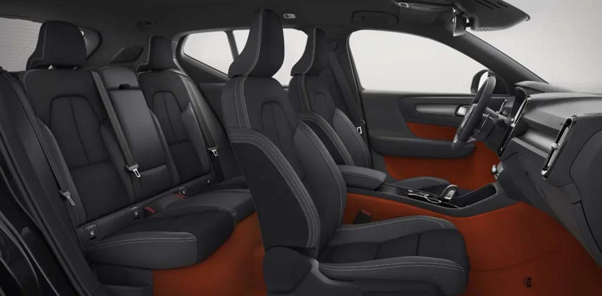 Volvo XC40, sfida le tedesche con la guida semi autonoma e tanta qualità costruttiva (7)