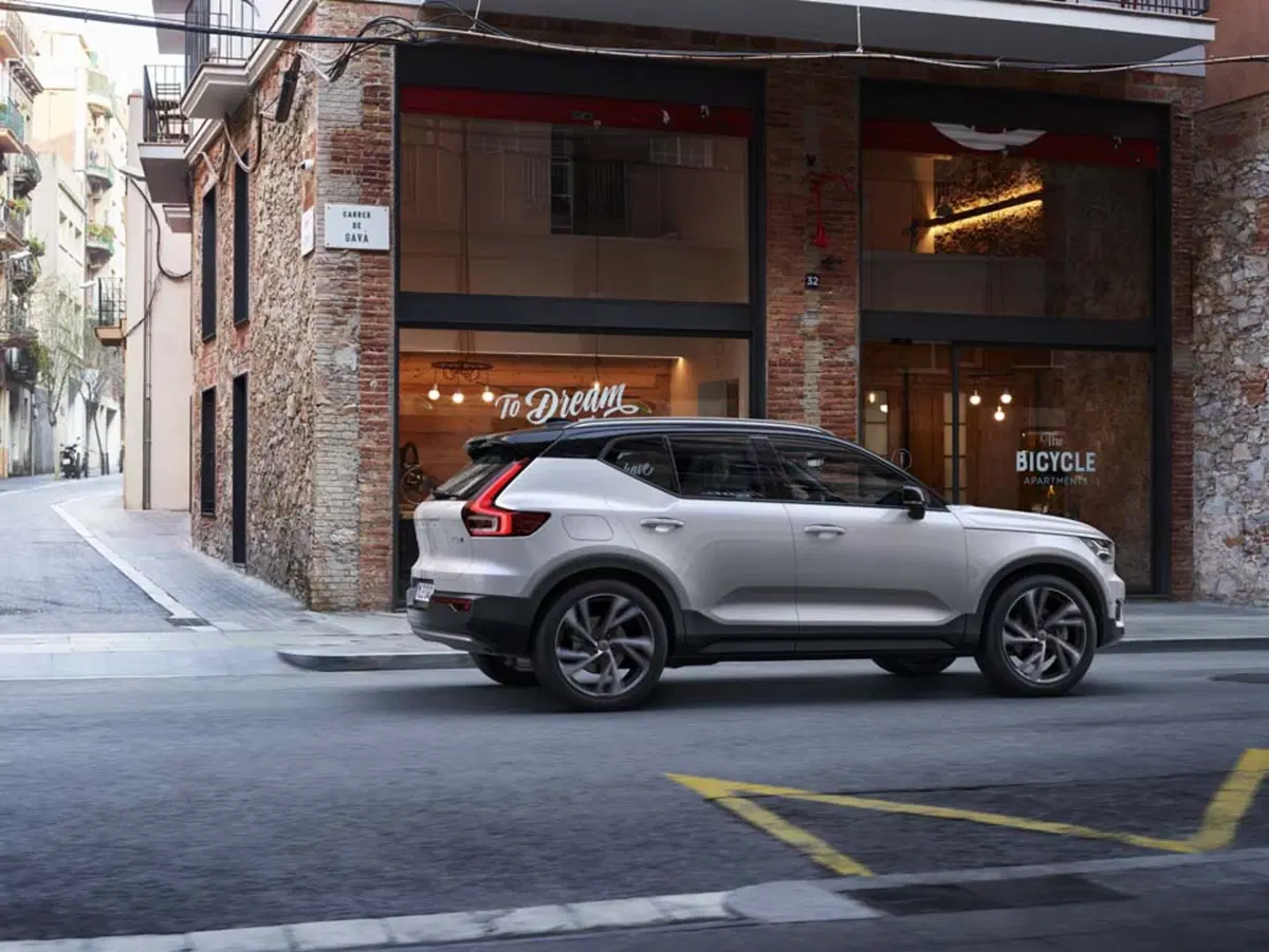 Volvo XC40, sfida le tedesche con la guida semi autonoma e tanta qualità costruttiva (28)