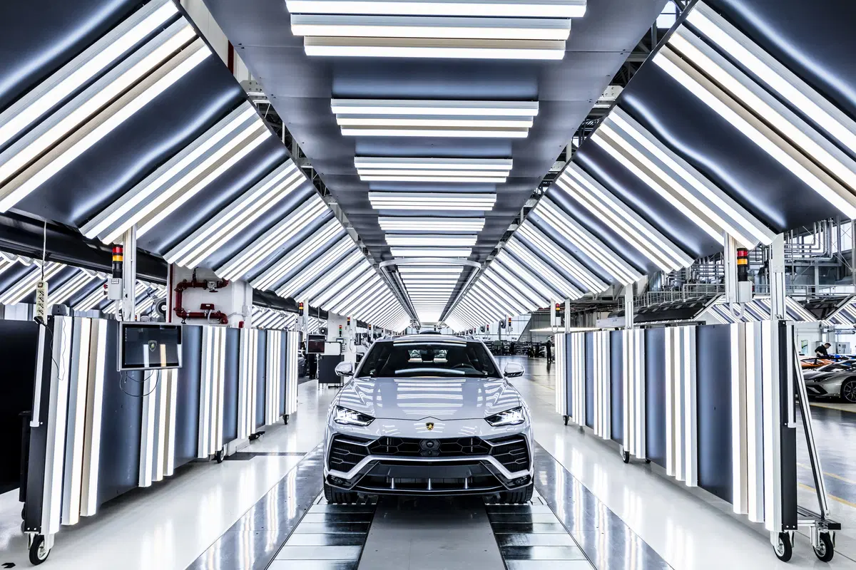 Lamborghini, viaggio nella super factory di Sant'Agata dove nasce il SUV Urus (11)
