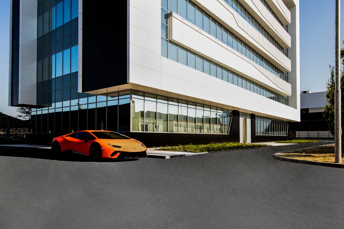 Lamborghini, viaggio nella super factory di Sant'Agata dove nasce il SUV Urus (16)