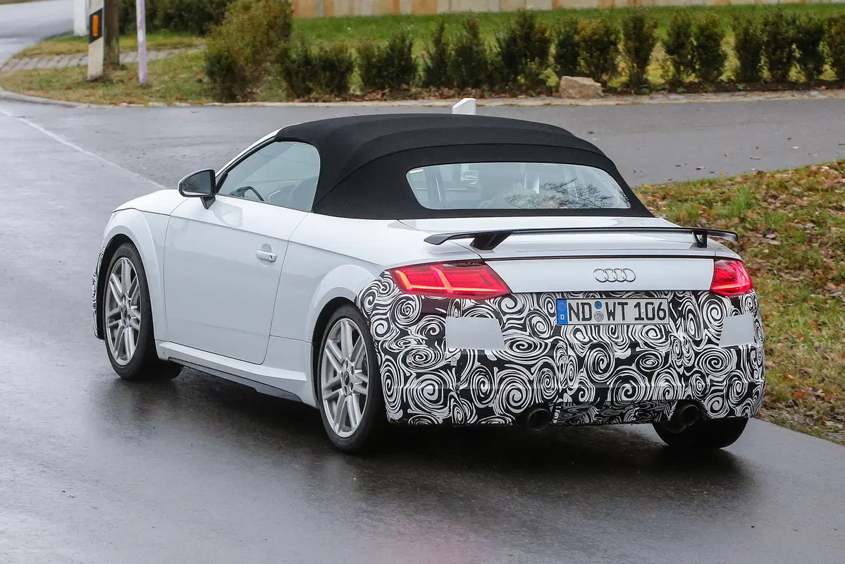 Audi TT, ecco il facelift dell'ultima generazione (9)