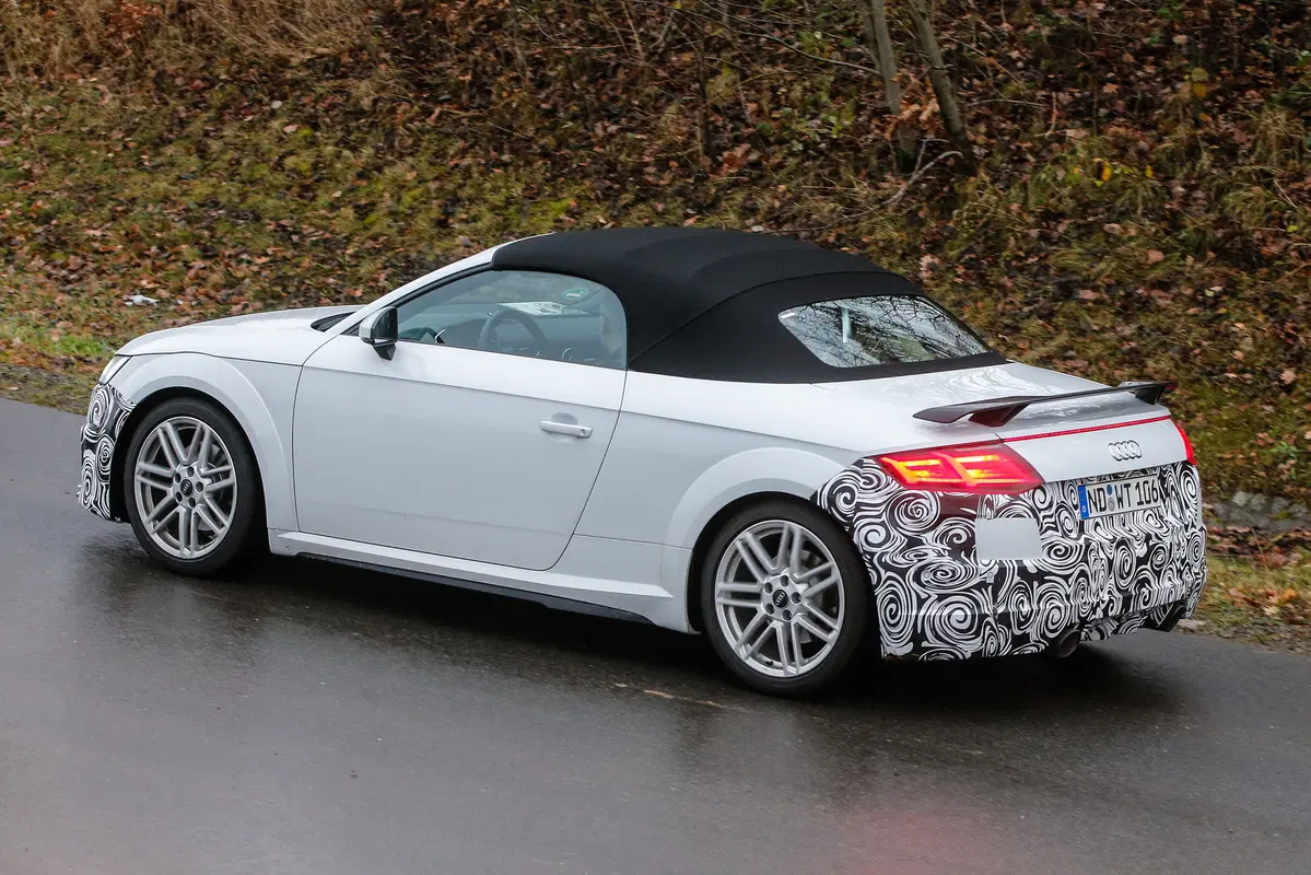 Audi TT, ecco il facelift dell'ultima generazione (11)