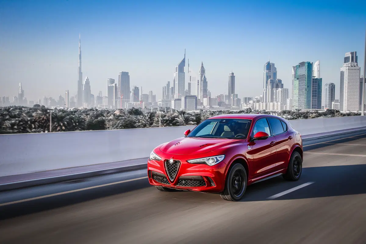 Alfa Romeo Stelvio Quadrifoglio, un diavolo [Video] (15)