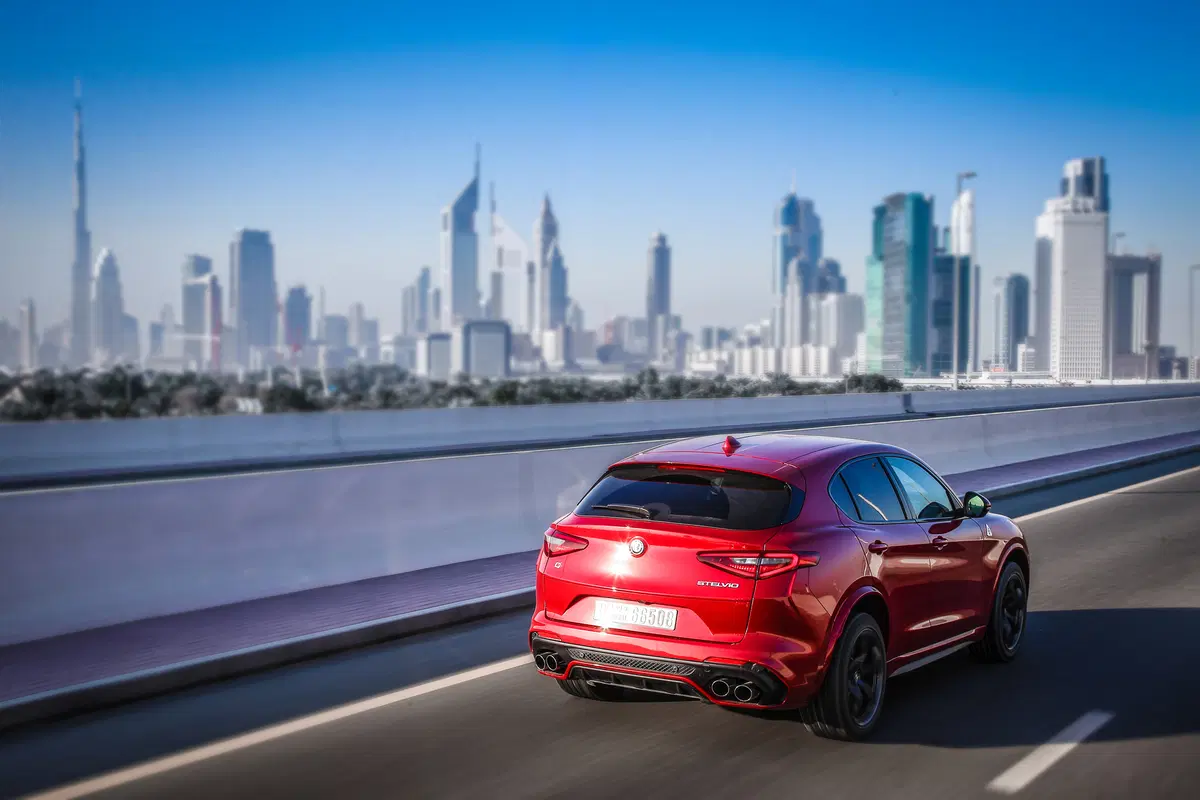 Alfa Romeo Stelvio Quadrifoglio, un diavolo [Video] (16)