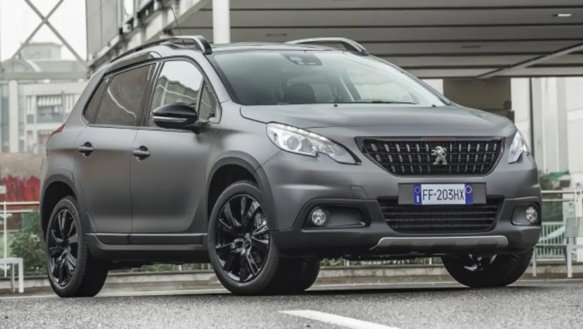 Peugeot 2008 Black Matt, ecco la nuova top di gamma (4)