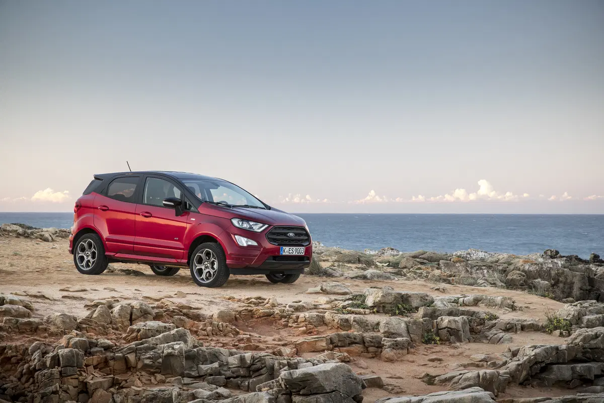 Ford EcoSport, fa il verso alla Edge ma rimane fedele alla sua mission (4)