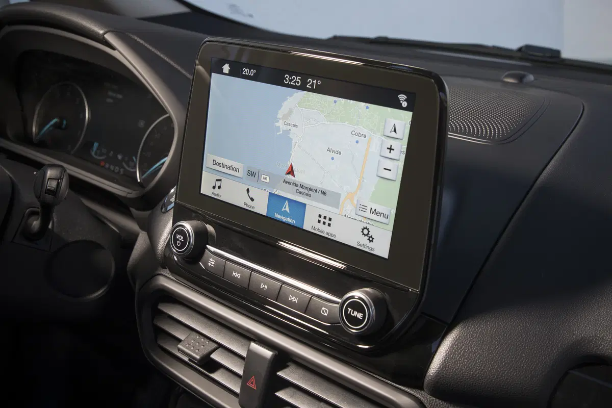 Ford EcoSport, fa il verso alla Edge ma rimane fedele alla sua mission (18)
