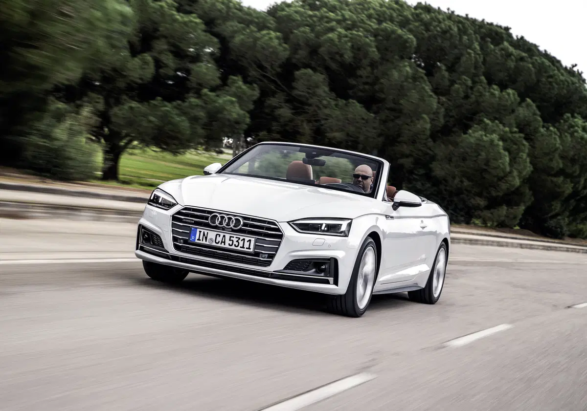 Audi A5 cabrio | Aperta &egrave; tutta un'altra musica... [Video]
