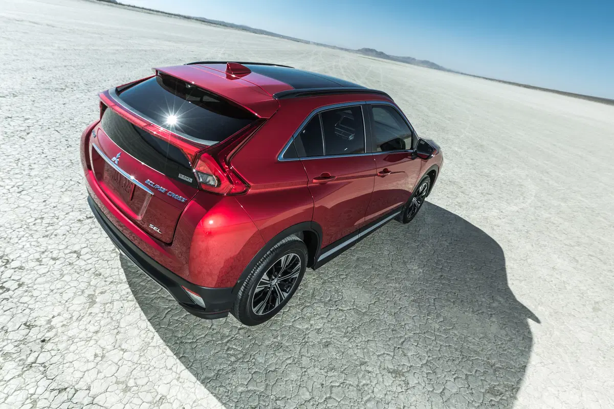 Mitsubishi Eclipse (10)