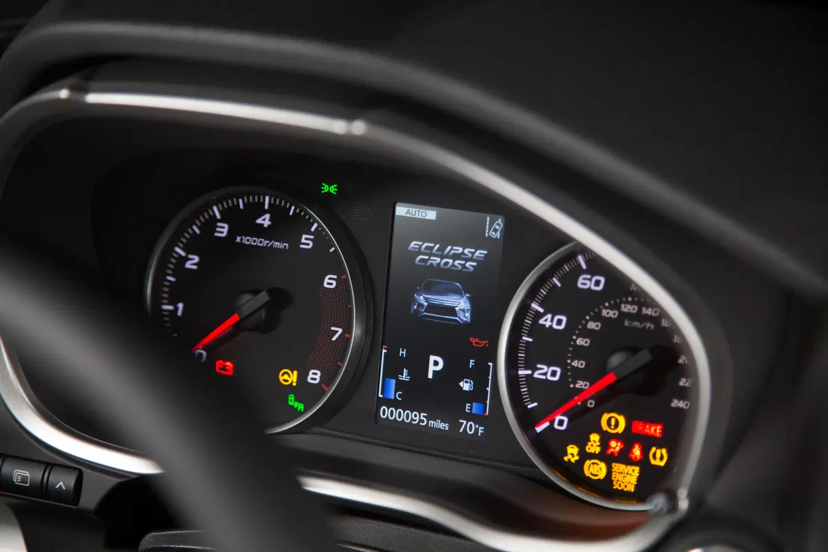 Mitsubishi Eclipse (16)