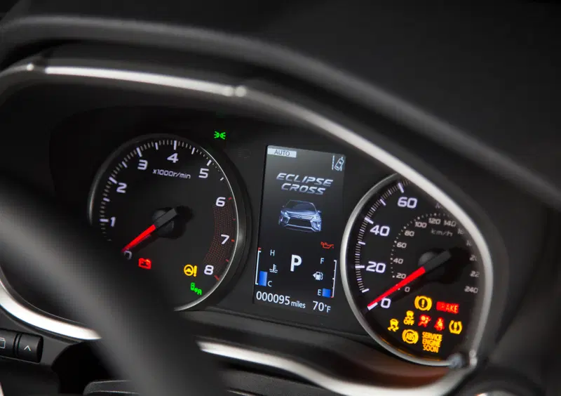 Mitsubishi Eclipse (16)
