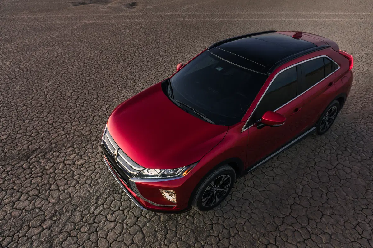 Mitsubishi Eclipse (8)
