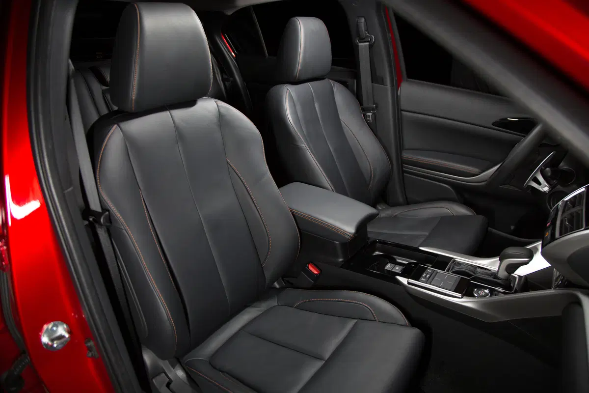 Mitsubishi Eclipse (17)
