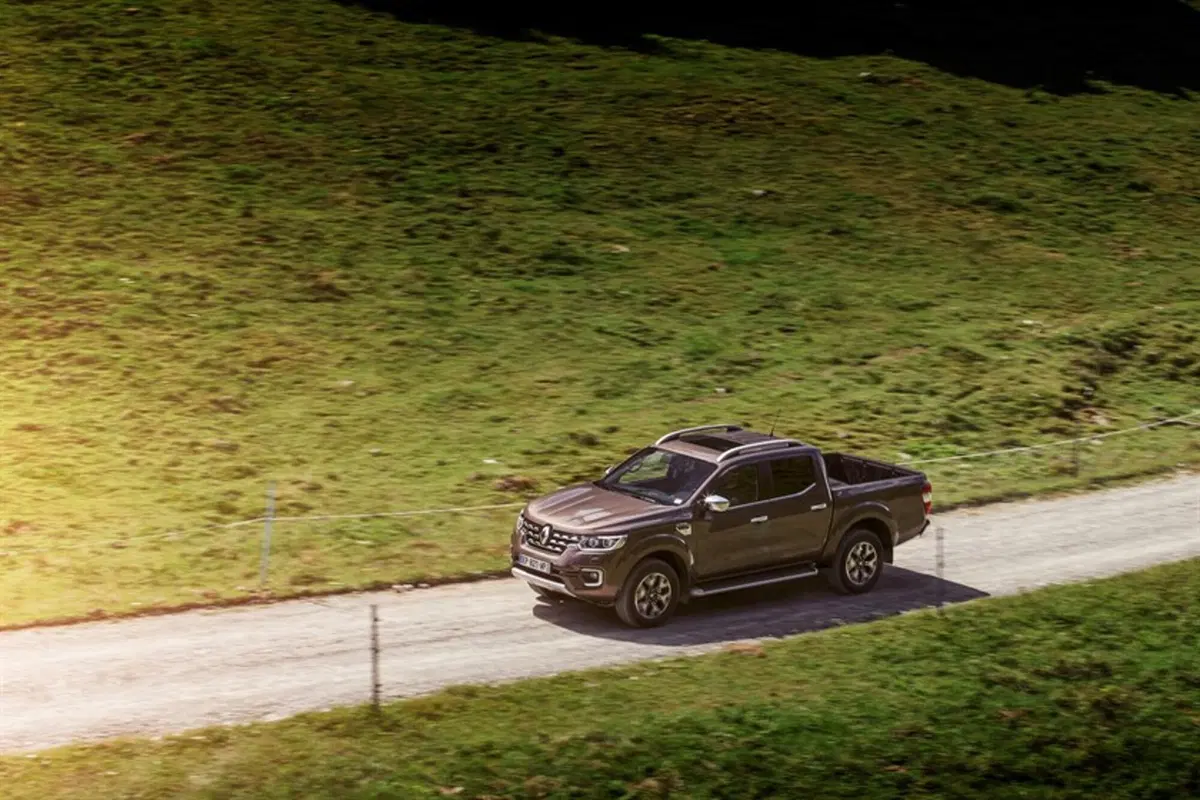 Renault Alaskan (2017-20) (21)