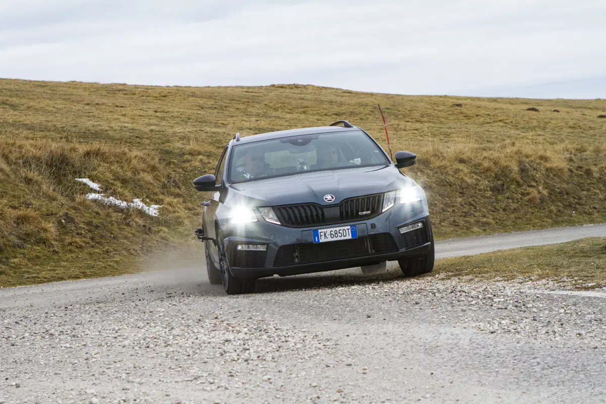 Skoda Octavia Wagon RS: a lezione da Scandola [Video]