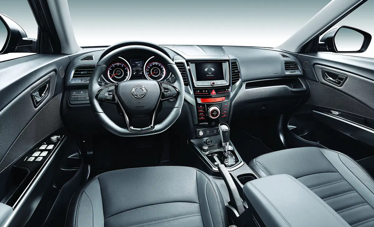 Ssangyong XLV (2016-21) (11)