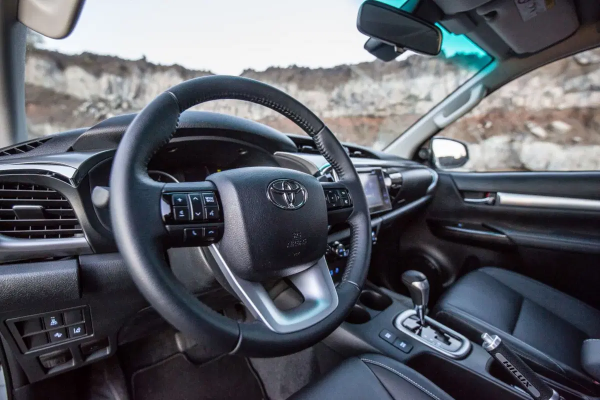 Toyota Hilux Invincible50, mezzo secolo in fuoristrada (9)