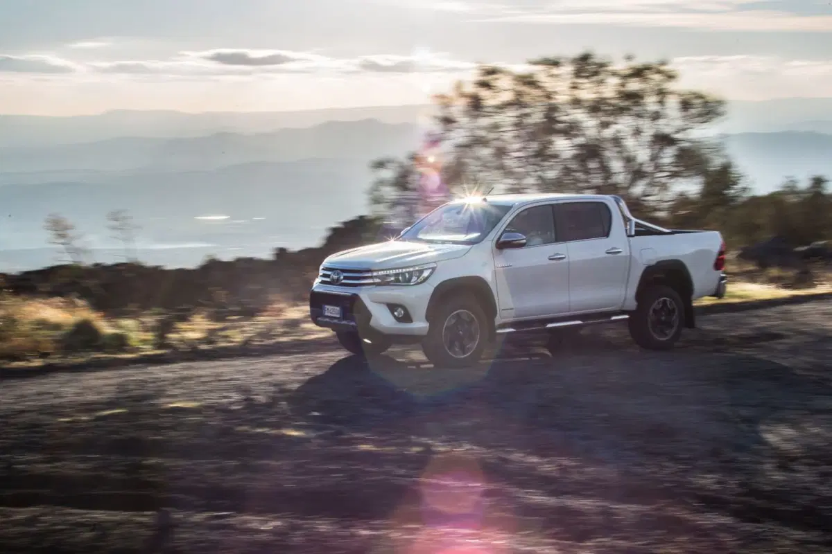 Toyota Hilux Invincible50, mezzo secolo in fuoristrada (8)