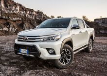 Toyota Hilux Invincible50, mezzo secolo in fuoristrada