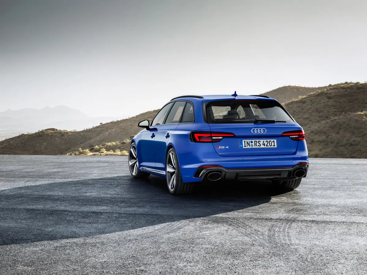 Audi RS4 Avant 2018. 450 CV per papà super veloci [Video] (14)