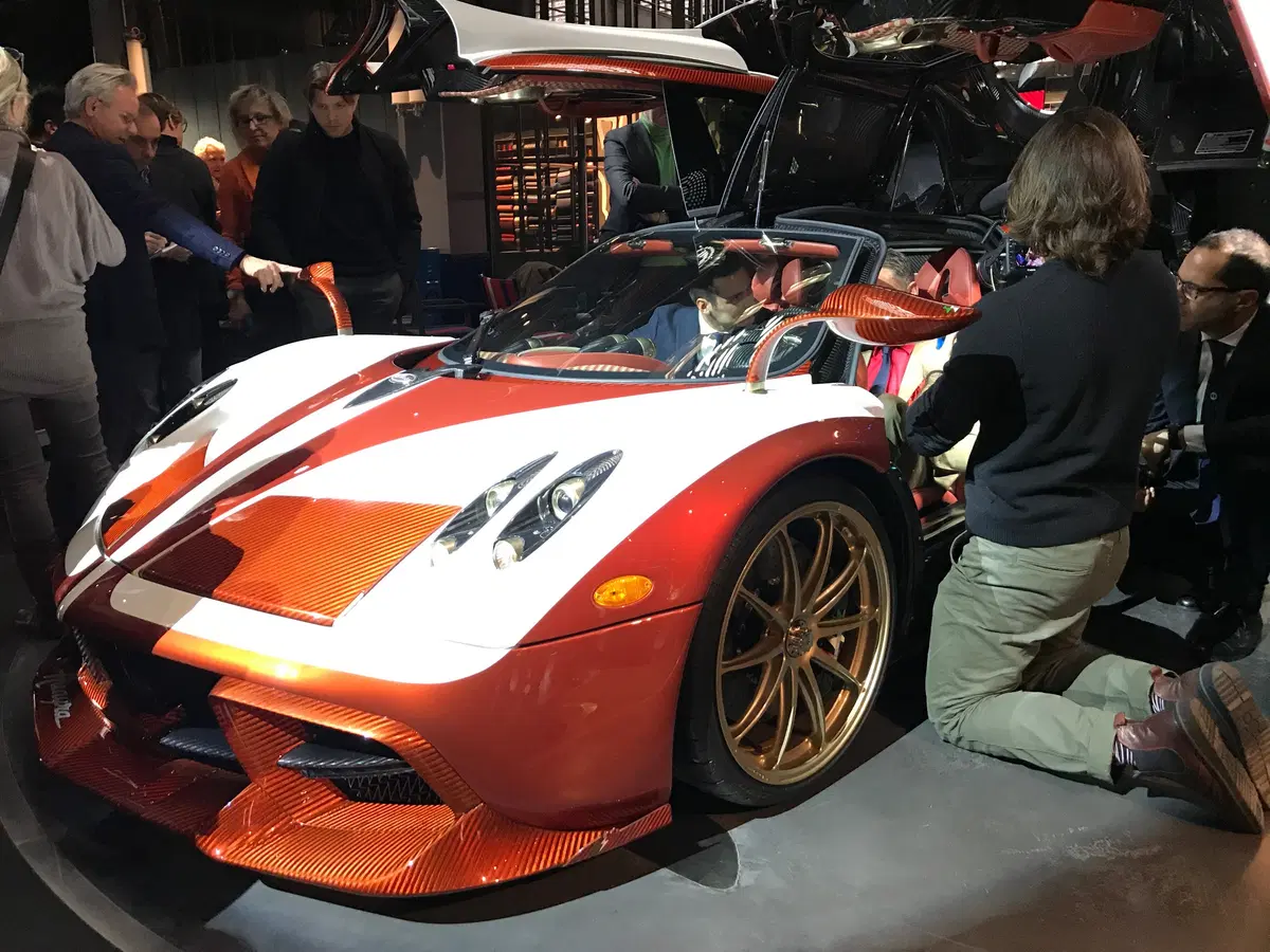 Pagari Huayra Lampo, svelato l’ultimo lavoro di Garage Italia Customs (8)