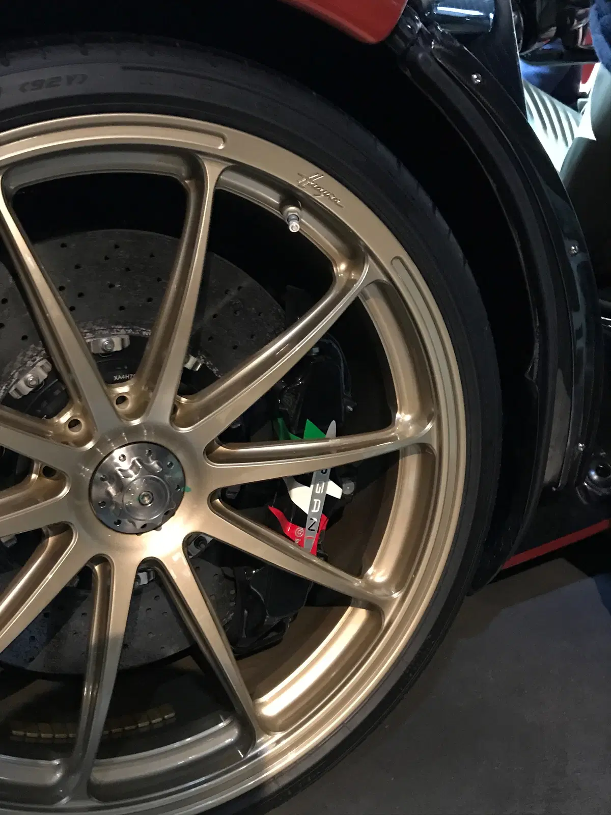 Pagari Huayra Lampo, svelato l’ultimo lavoro di Garage Italia Customs (12)