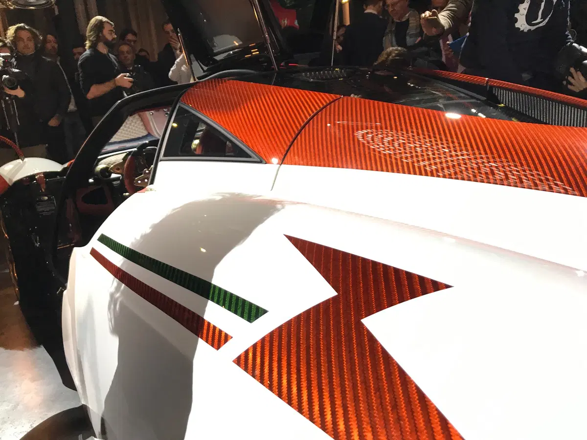 Pagari Huayra Lampo, svelato l’ultimo lavoro di Garage Italia Customs (10)