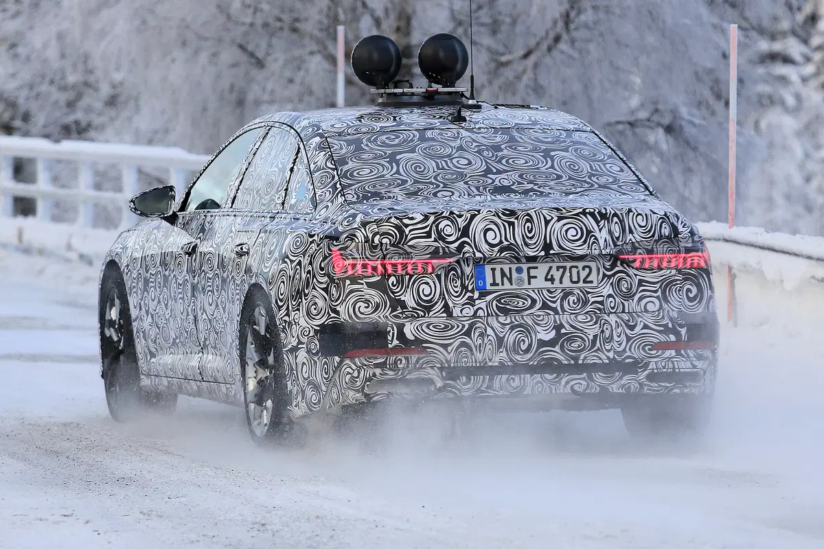 Audi A6. Eccola per i test della prossima generazione  (8)