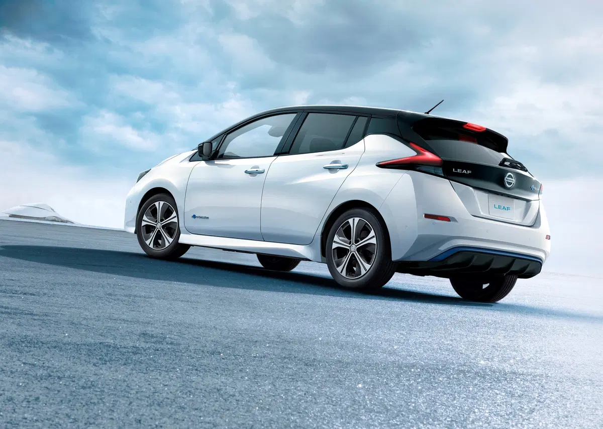 Nuova Nissan Leaf, la rivoluzione elettrica già in strada  (15)