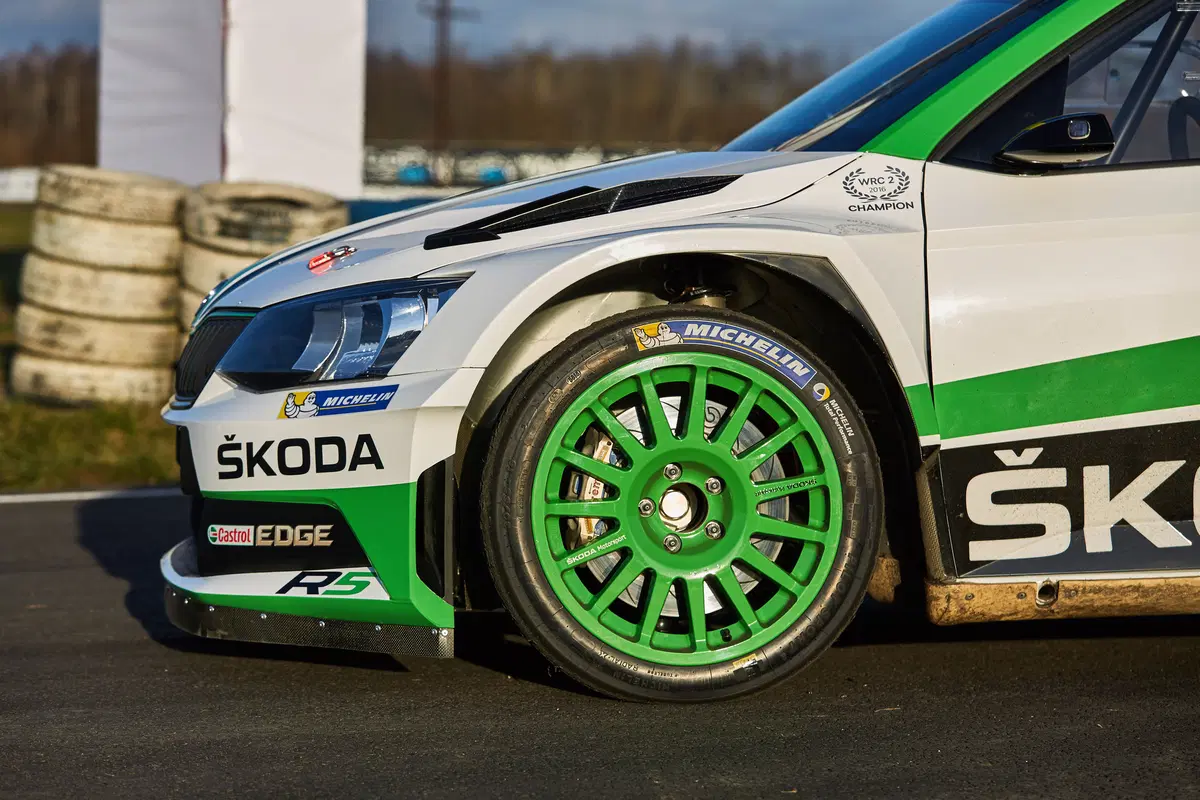 WRC Skoda Fabia R5: limited edition (9)