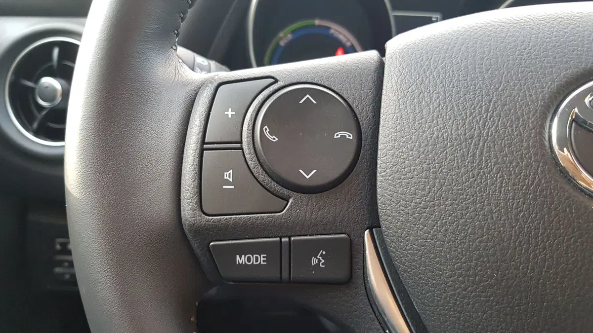 Toyota Auris Touring Sports | Versatile... ibrida... comoda! (13)