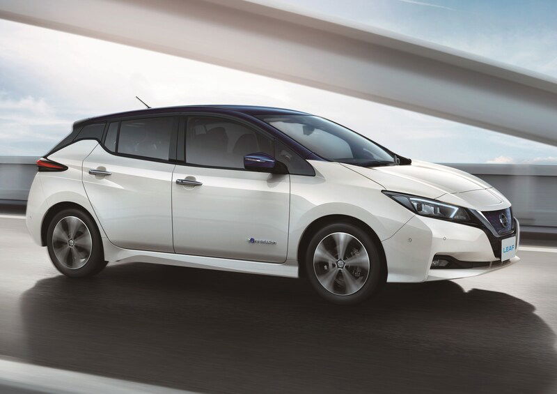 Nissan Leaf, via alla produzione europea